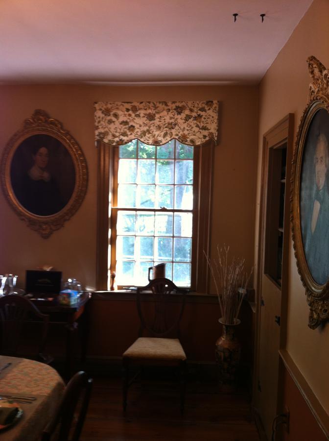Innkeeper'S Place B&B Stafford ภายนอก รูปภาพ