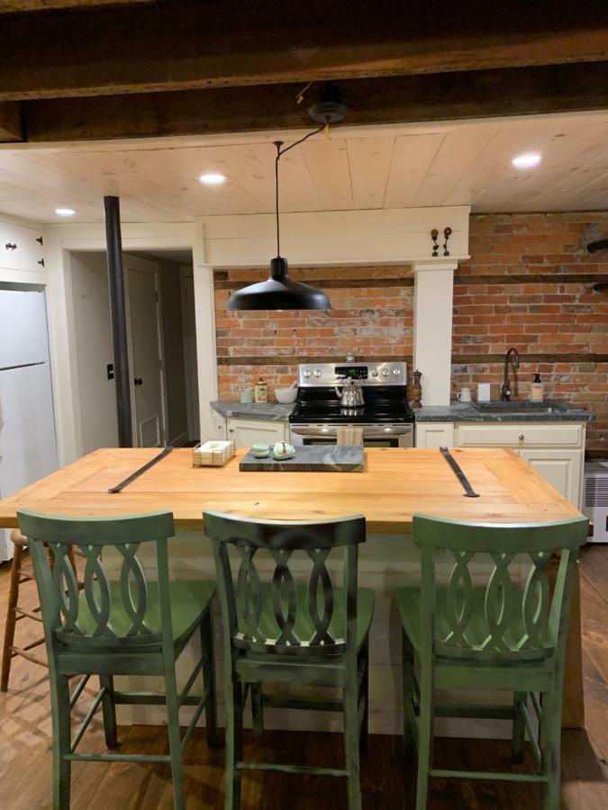Innkeeper'S Place B&B Stafford ภายนอก รูปภาพ